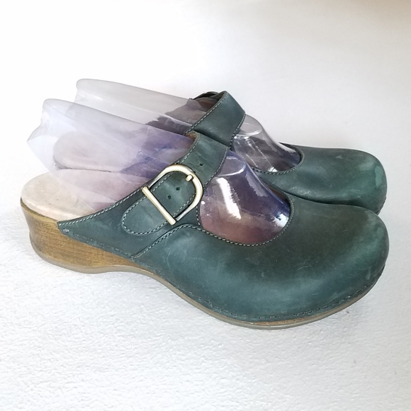 Dansko Shoes - Dansko Clogs Dansko Shoes - Dansko Clogs